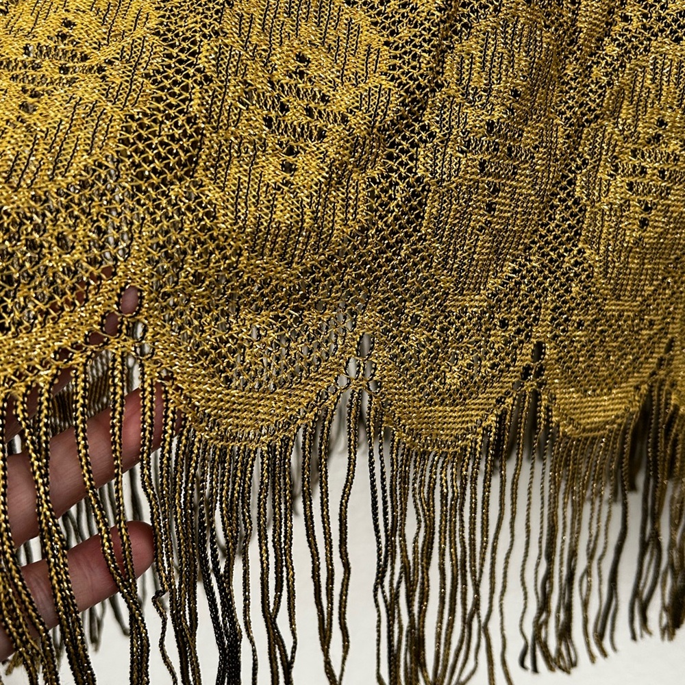 Gold Patterned Fringe Top - Picture 8 of 14